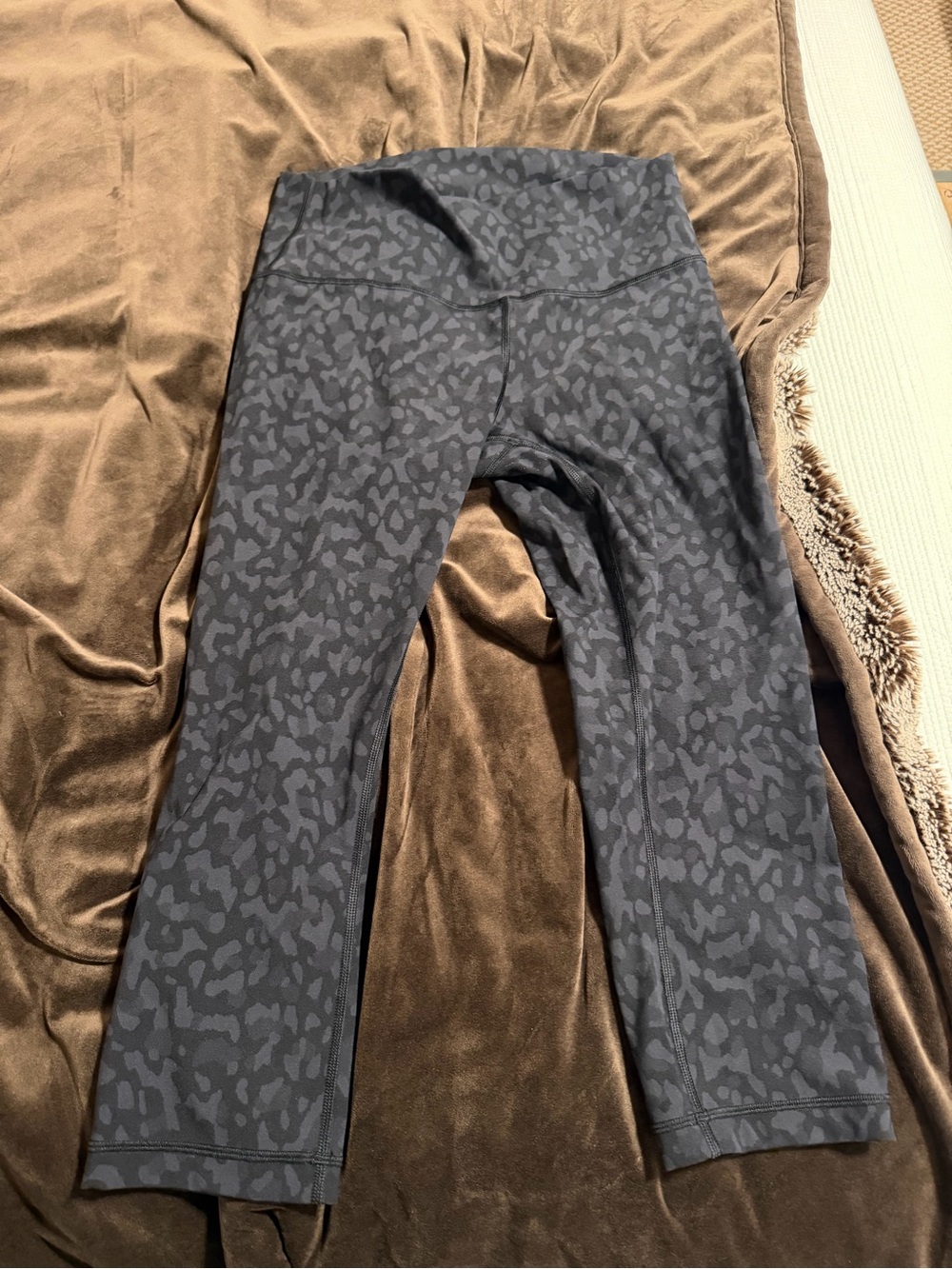 lululemon under under athletica Black Leopard-Print Cropped 23” Leggings